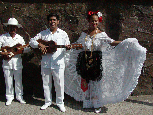 Imagen del traje tipico de veracruz - Imagui