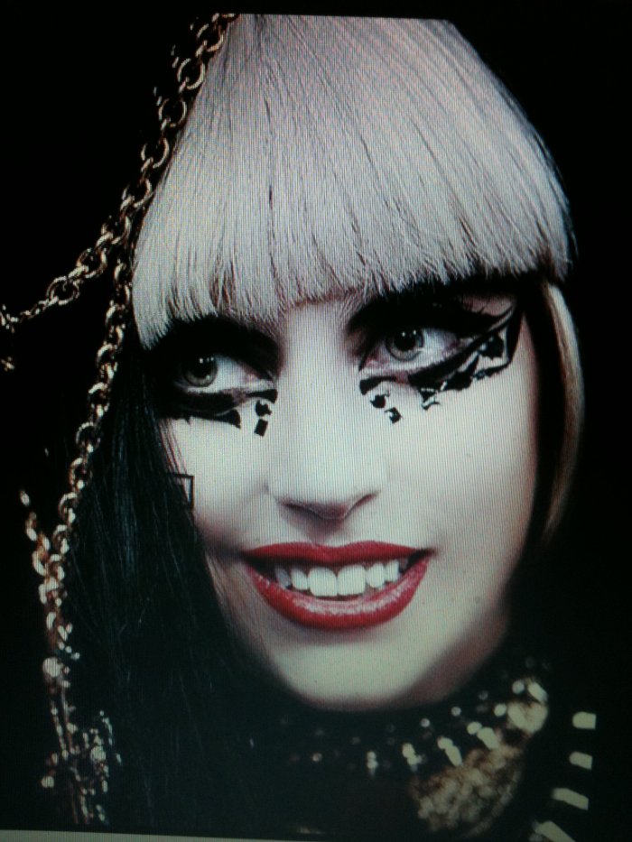 black_mother.jpg (700&times;933)